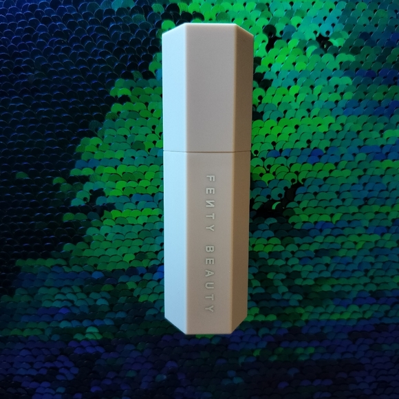 Fenty Beauty Other - Fenty beauty contour match stix matte contour Suedish